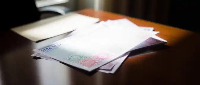 Курс на общие ценности: зачем граждане Бельгии всё чаще просят российские визы